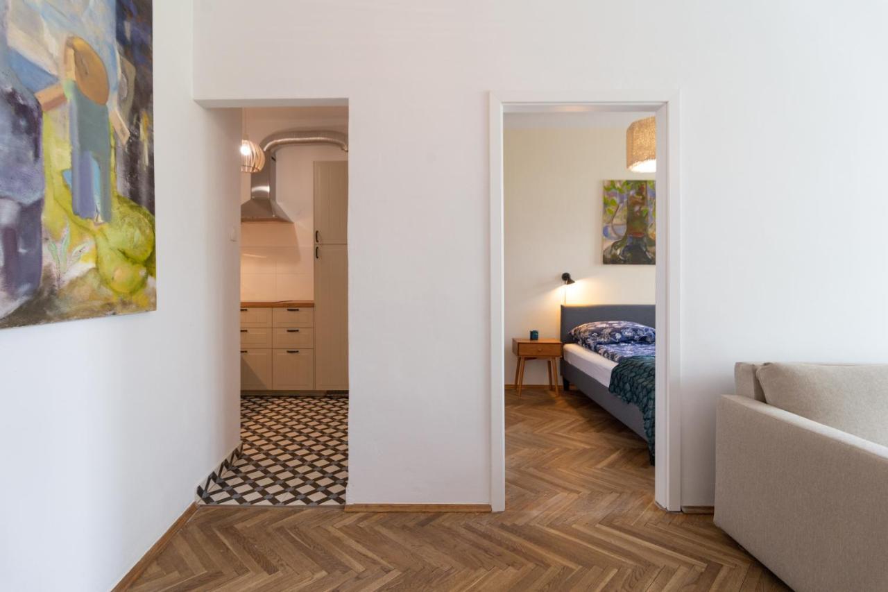 Old Town Charming Cozy Fully Equipped Apartment คราคูฟ ภายนอก รูปภาพ