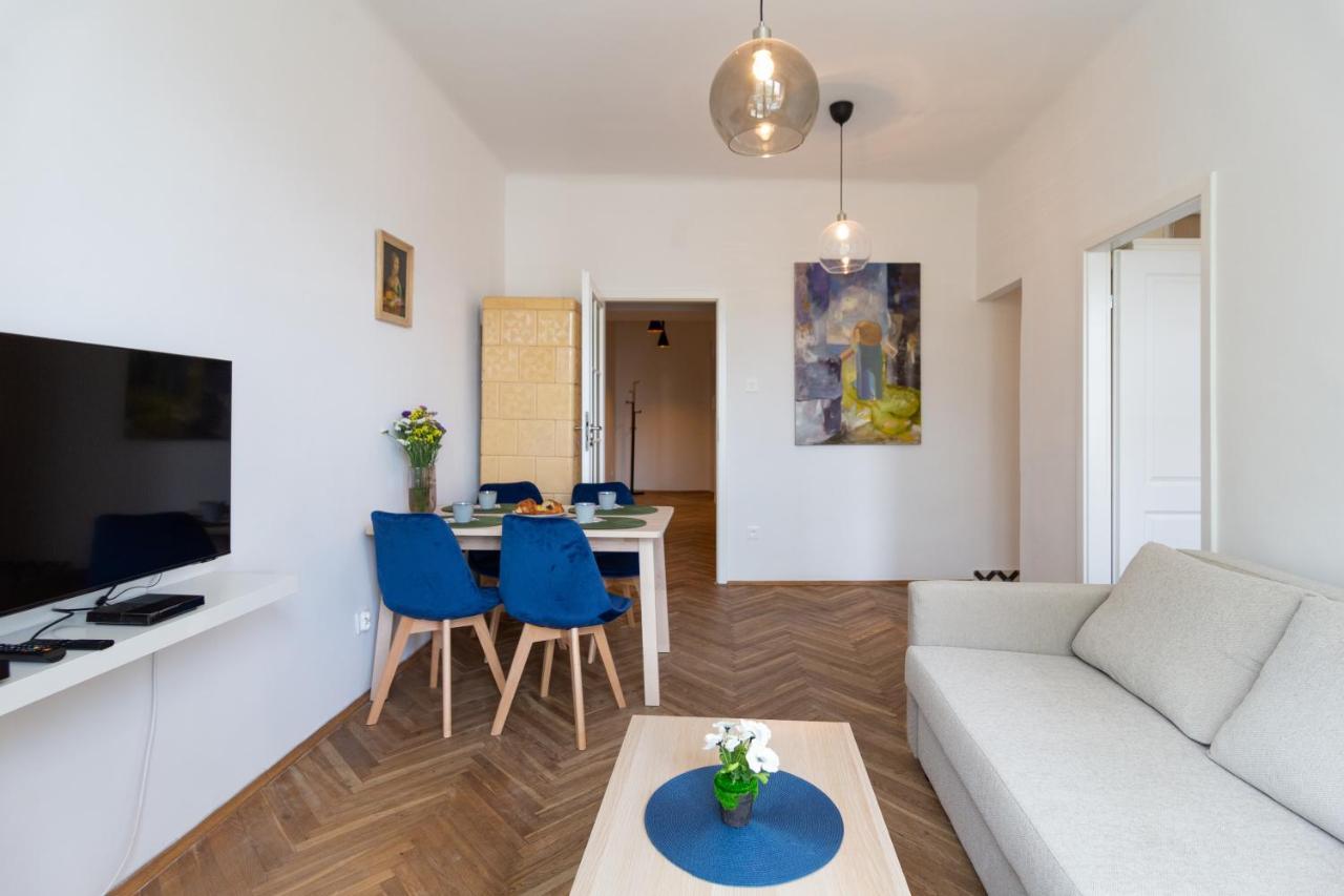 Old Town Charming Cozy Fully Equipped Apartment คราคูฟ ภายนอก รูปภาพ