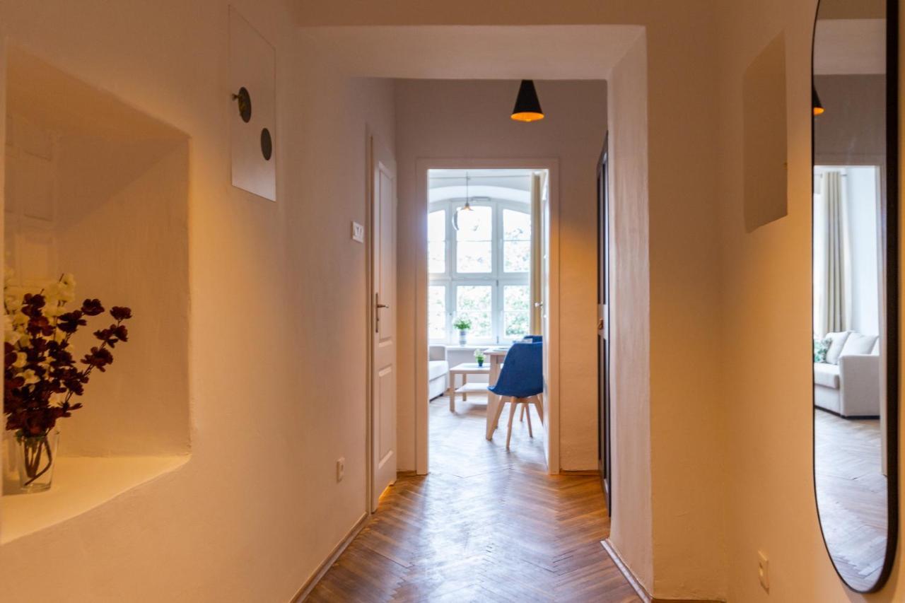 Old Town Charming Cozy Fully Equipped Apartment คราคูฟ ภายนอก รูปภาพ